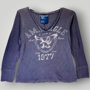 Vintage Y2K American Eagle Outfitters Women’s XL Blue Long Sleeve Graphic Tee